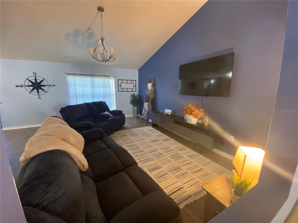 4600 Tarrega Street - Photo 6