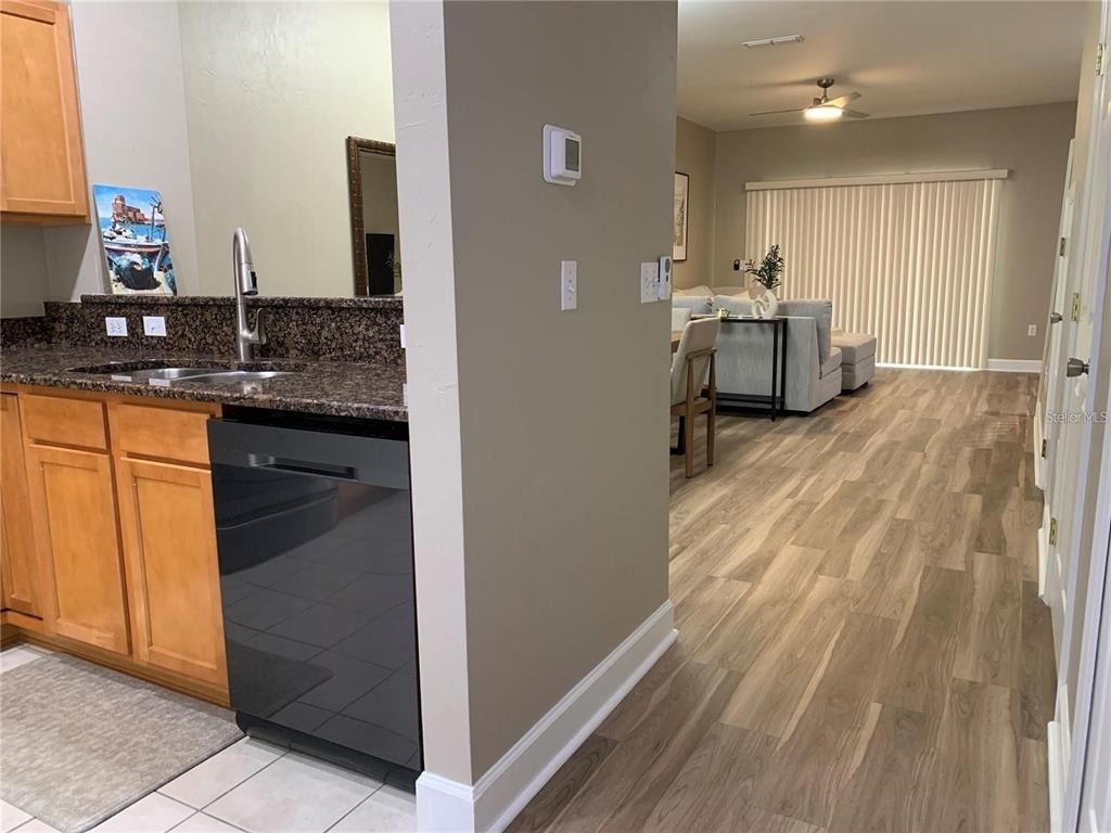 887 Nw 21st Avenue - Photo 9