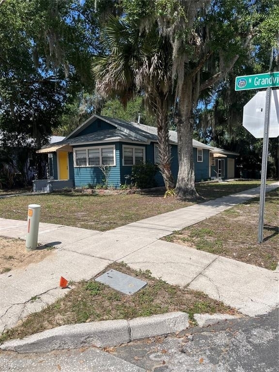 949 N Grandview Street - Photo 21