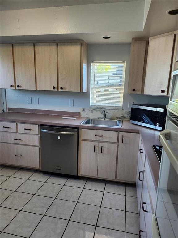 2220 Birchcrest Boulevard - Photo 4