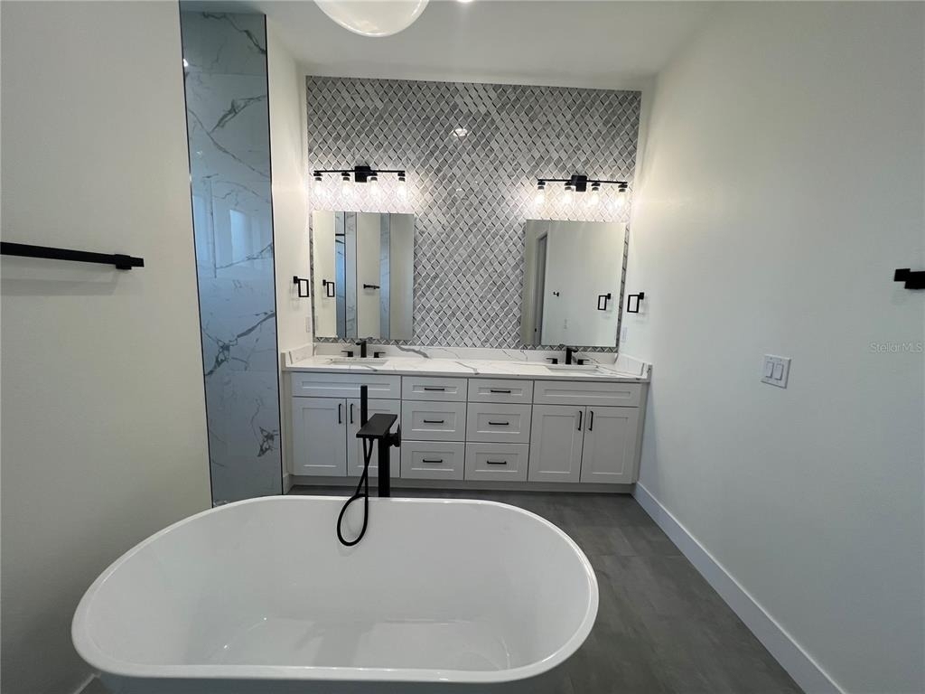 443 Boundary Boulevard - Photo 22