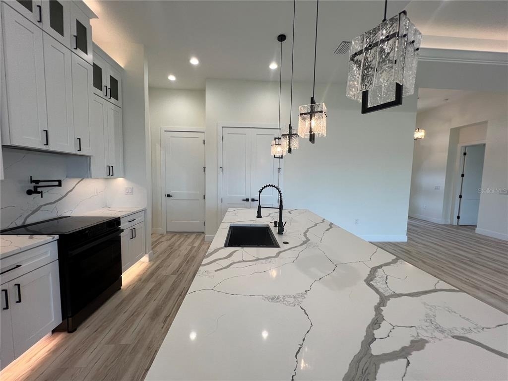 443 Boundary Boulevard - Photo 10