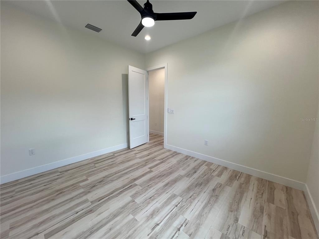 443 Boundary Boulevard - Photo 30
