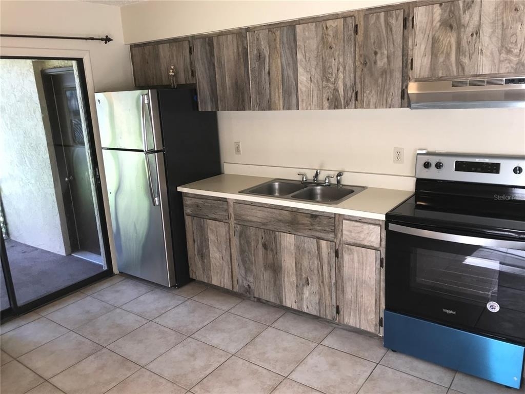 2806 46th Avenue Drive W - Photo 3