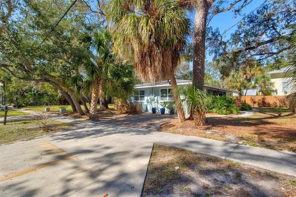 1751 6th Street - Photo 6