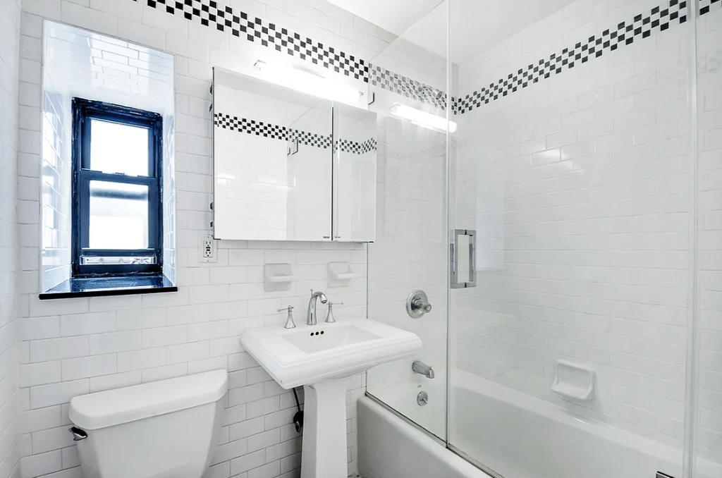  second avenue - Photo 3