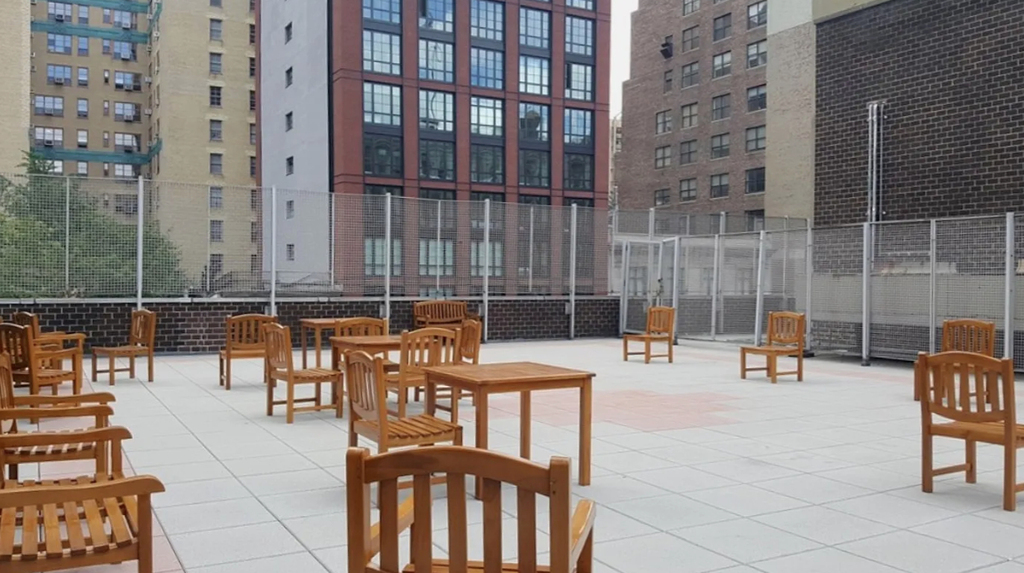   second avenue - Photo 5
