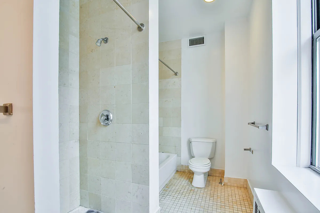 135 William Street - Photo 4