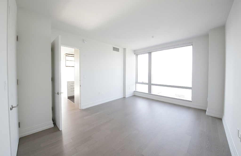 40th St & 10th Avenue - Photo 4