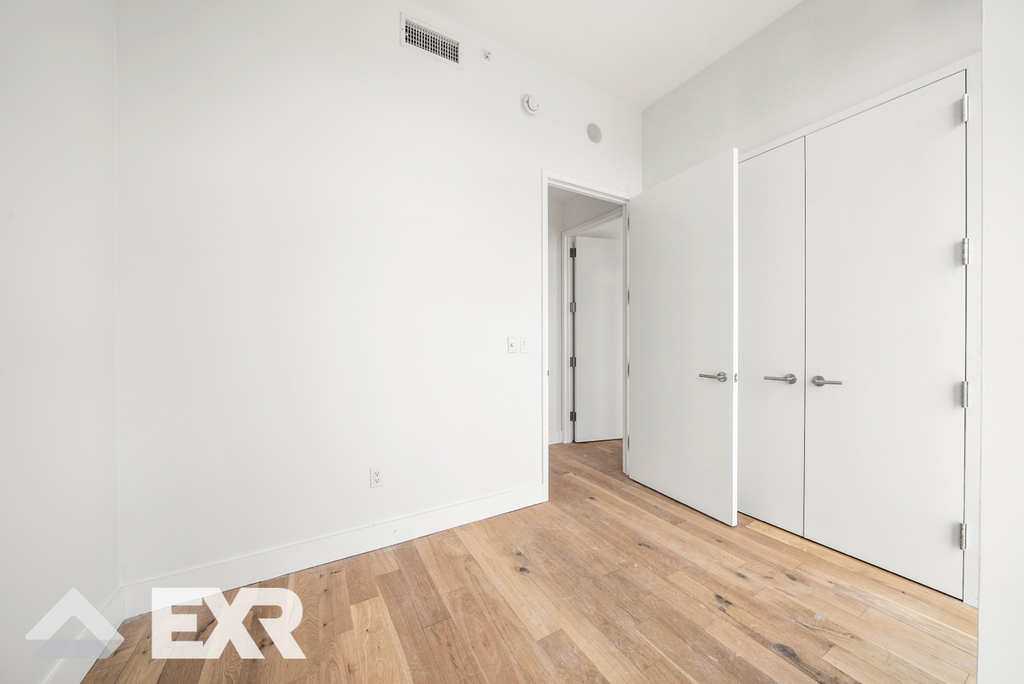 69 Adams Street - Photo 9