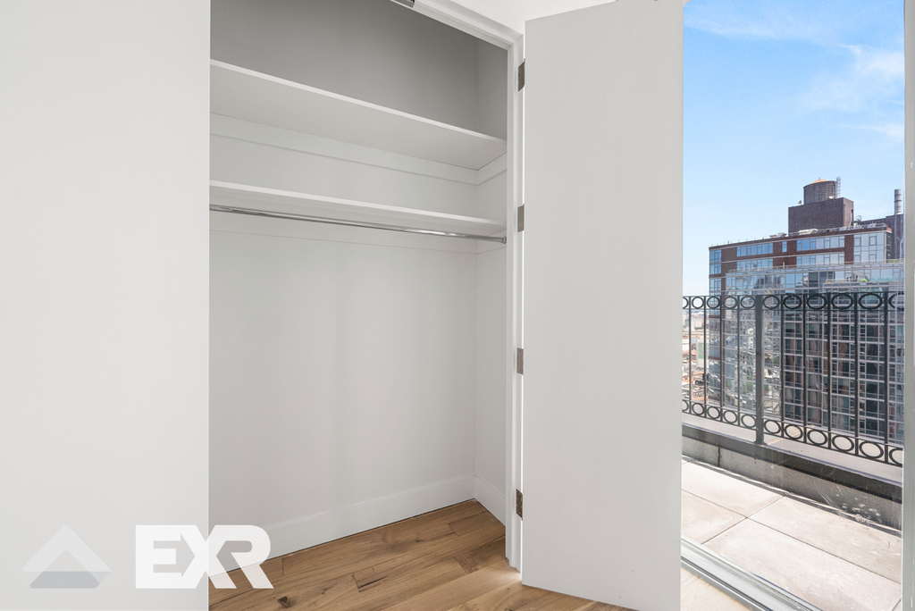 69 Adams Street - Photo 10