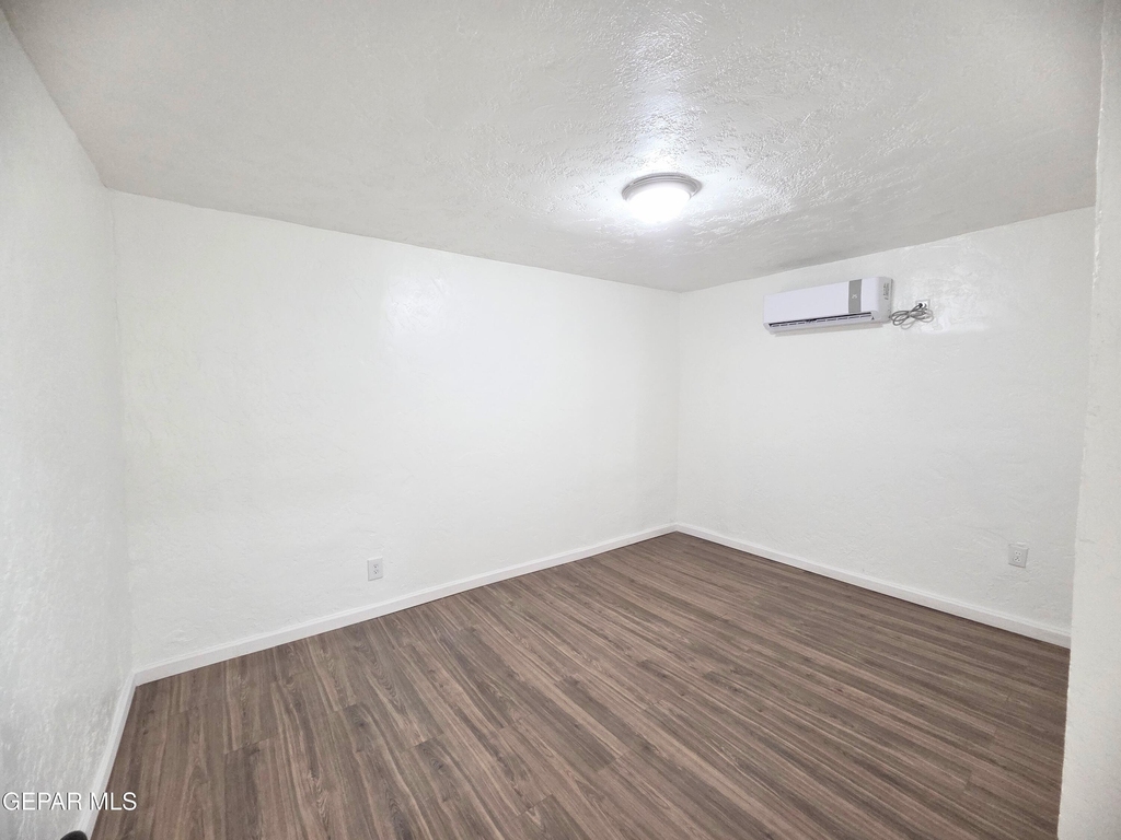 363 Ontiveros Street - Photo 8