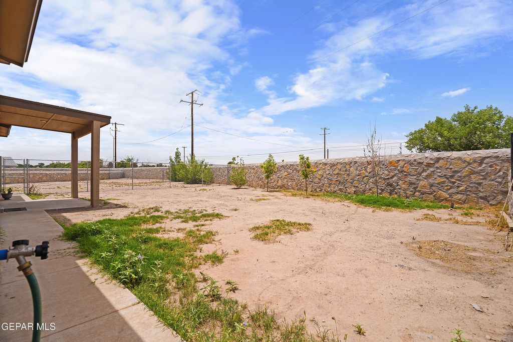 618 Rafael Marmolejo Street - Photo 32