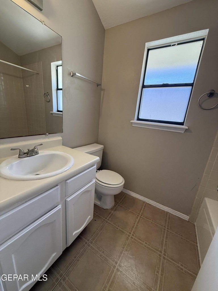 741 Villa Vanessa Drive - Photo 10
