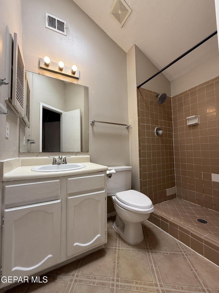 741 Villa Vanessa Drive - Photo 9