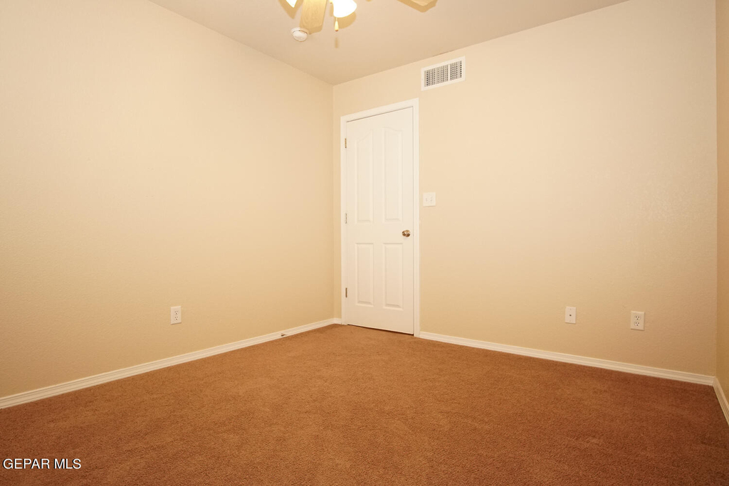 7133 Mesquite Tree Lane - Photo 5
