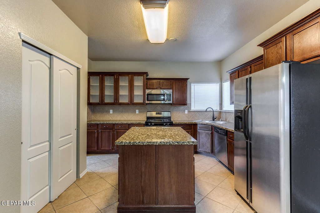 11296 Bullseye Street - Photo 8