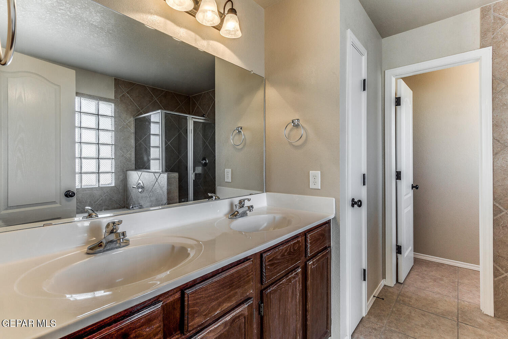 11296 Bullseye Street - Photo 17