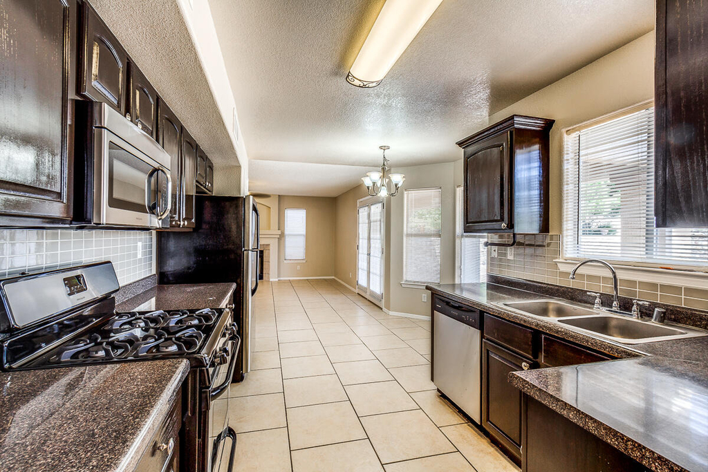 900 Tecate Place - Photo 10