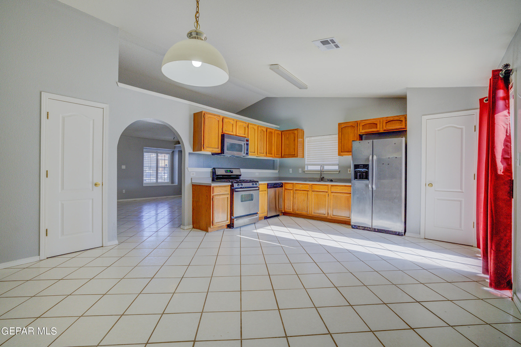 3404 Rosinie Rose Place - Photo 7
