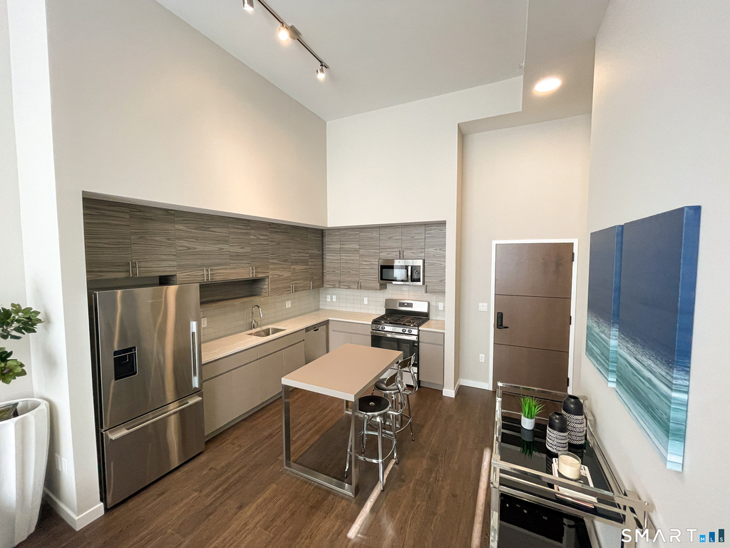 900 Pacific Street - Photo 5