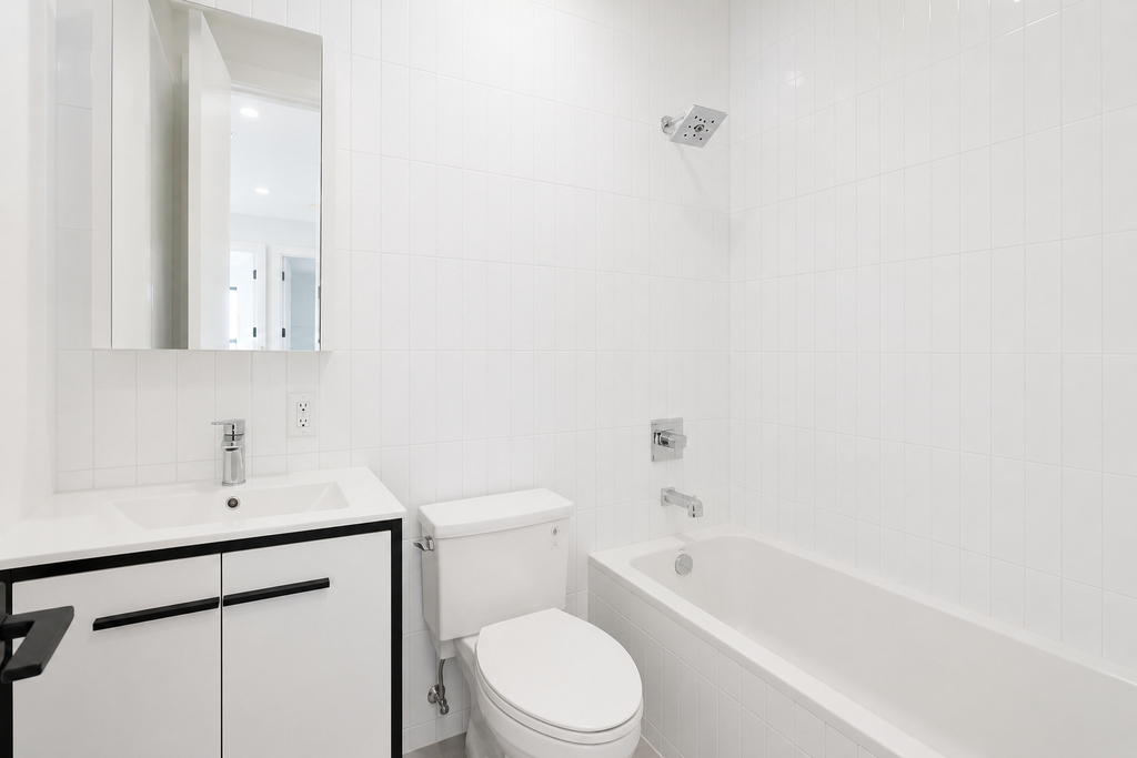 483 Evergreen Avenue - Photo 6