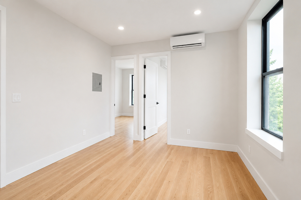 483 Evergreen Avenue - Photo 5