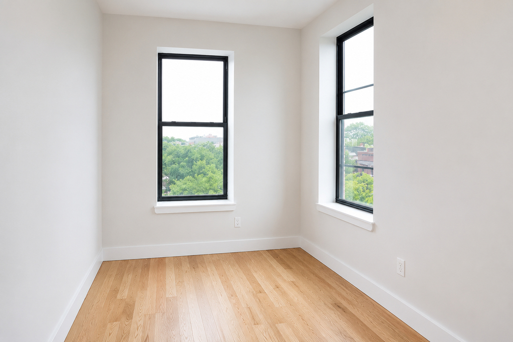 483 Evergreen Avenue - Photo 4