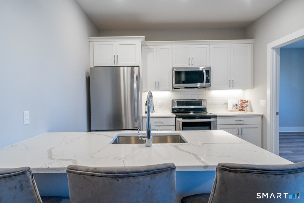 783 Kings Highway - Photo 7