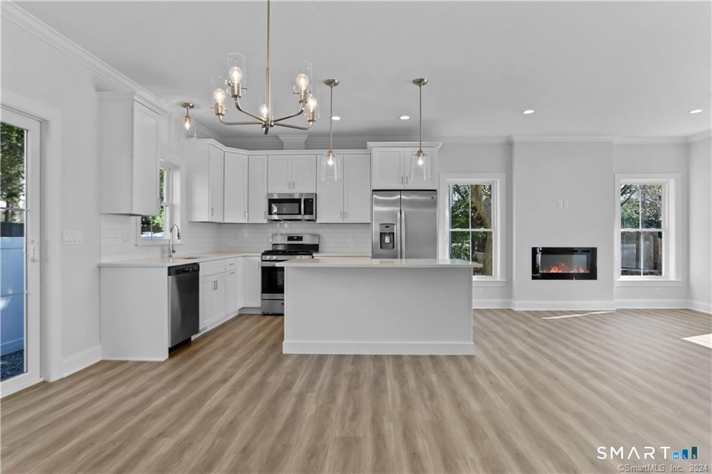 348 Halley Avenue - Photo 7
