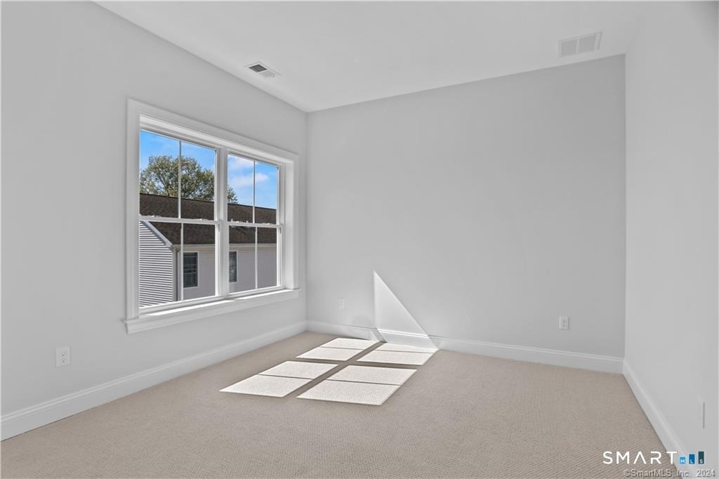 348 Halley Avenue - Photo 23