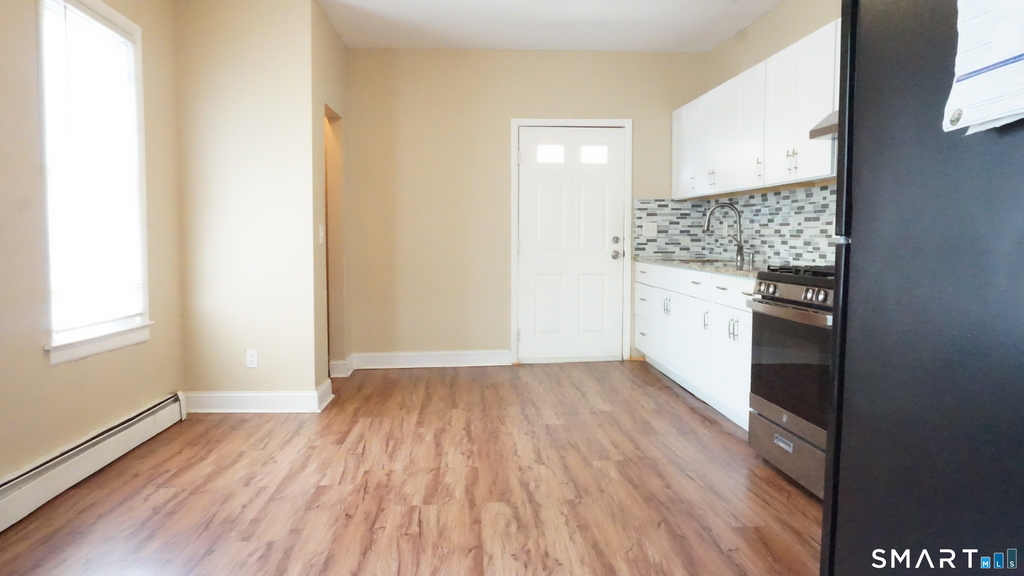136 Sherman Street - Photo 2