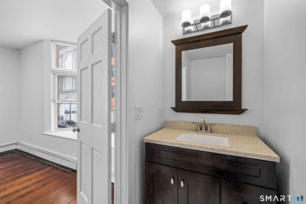 18 Bank Street - Photo 12