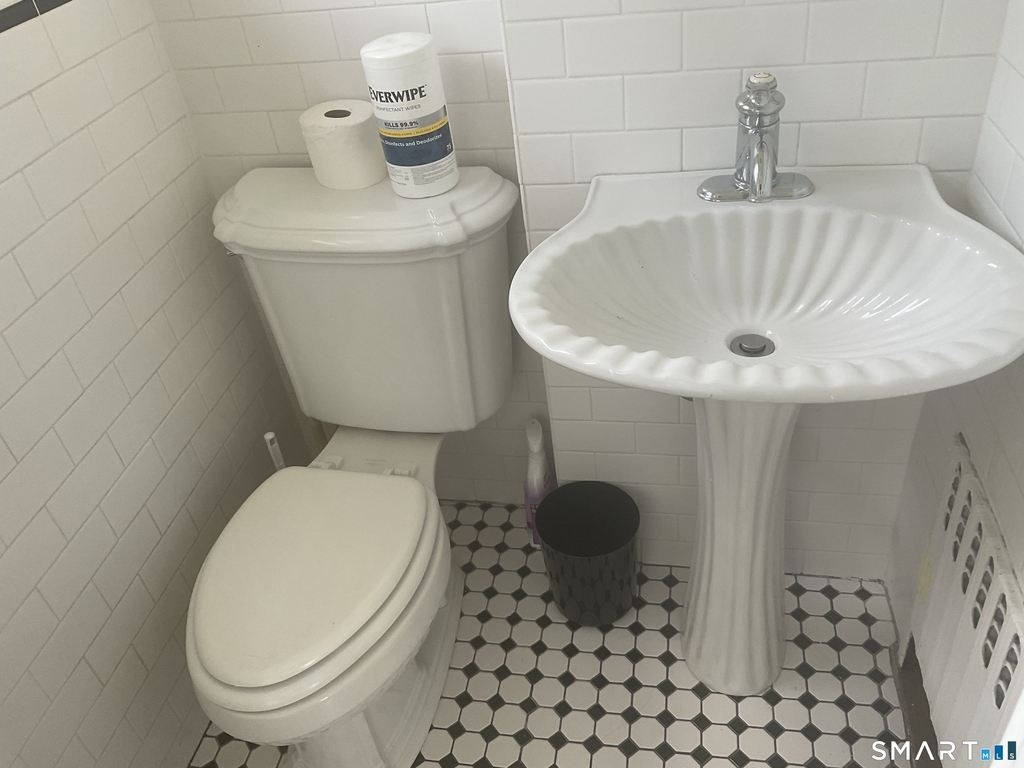 1127 Broad Street - Photo 15