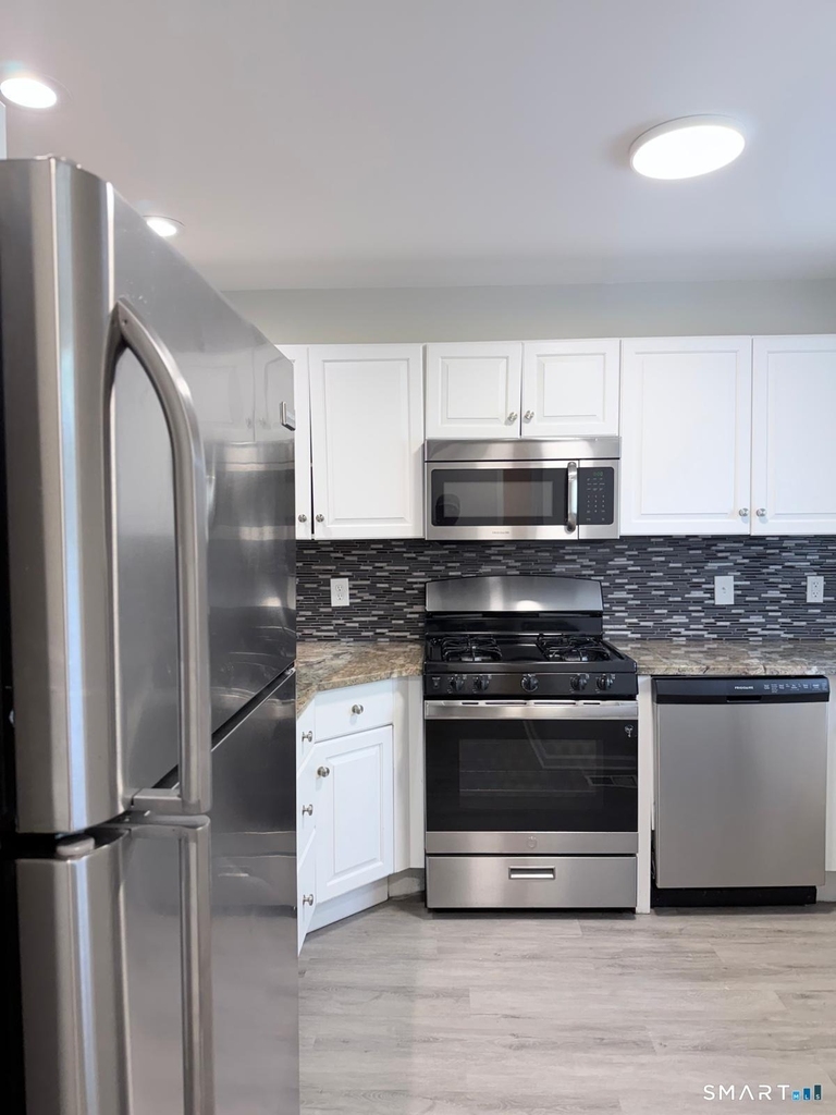 3409 Whitney Avenue - Photo 2