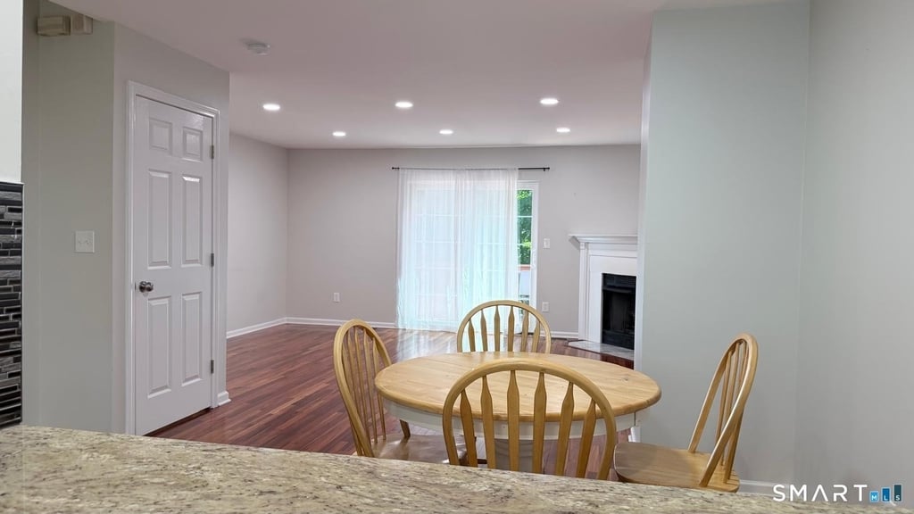 3409 Whitney Avenue - Photo 5