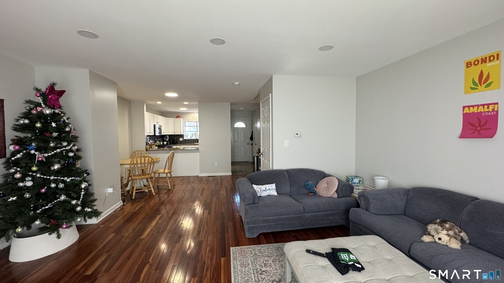 3409 Whitney Avenue - Photo 9