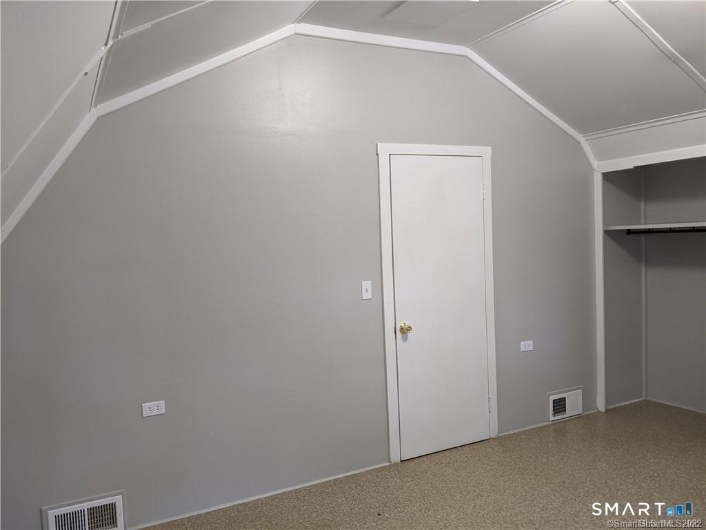 112 Broad Brook Road - Photo 11