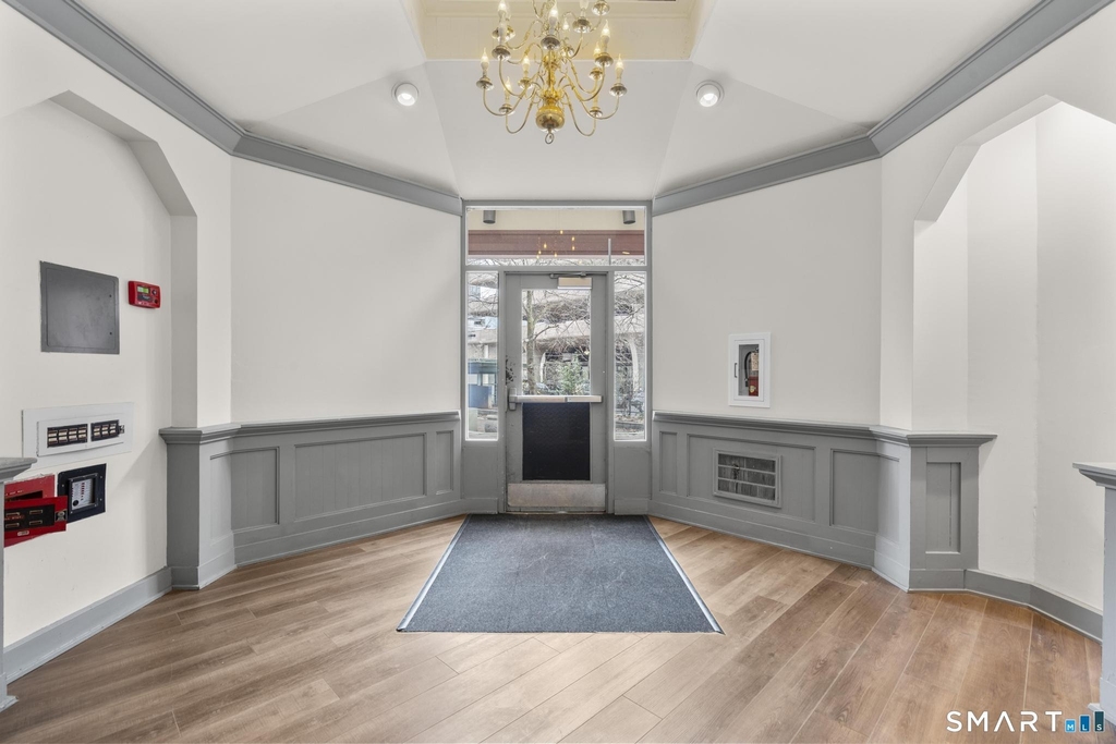 196 Crown Street - Photo 26
