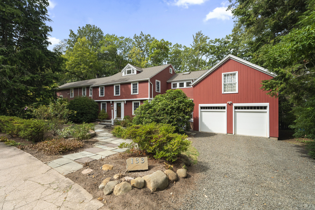133 Blake Road - Photo 0