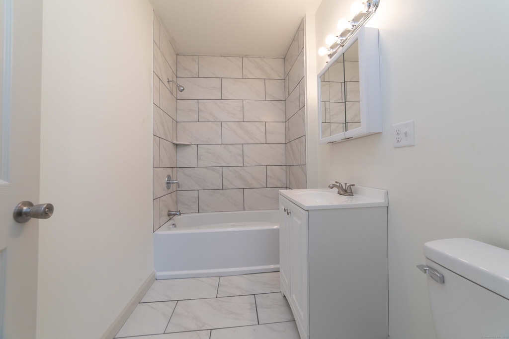 84 Sheffield Avenue - Photo 12