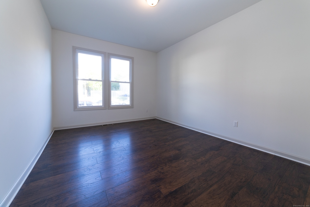 84 Sheffield Avenue - Photo 18