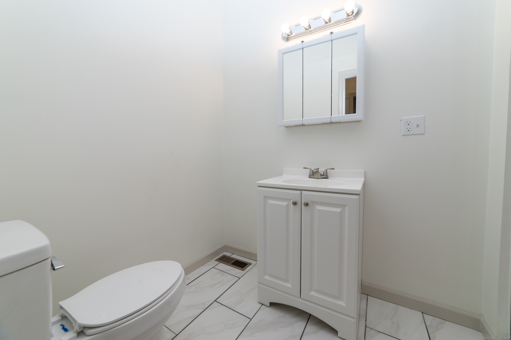 84 Sheffield Avenue - Photo 11