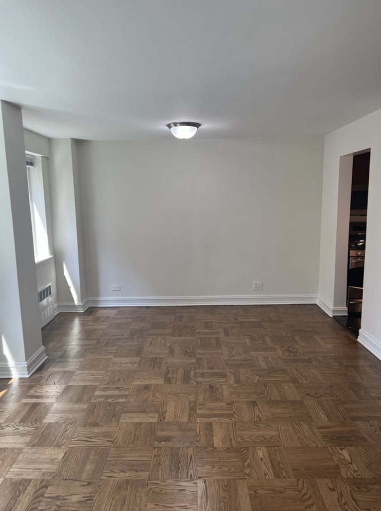 East 71st Street - Photo 2