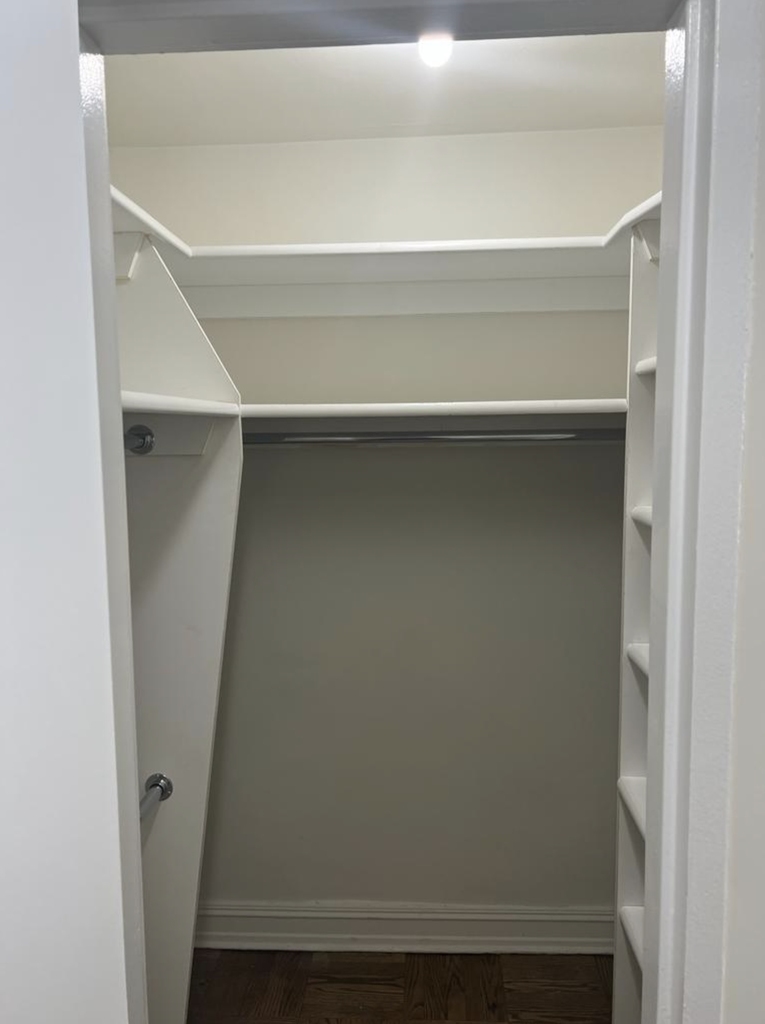 East 71st Street - Photo 11