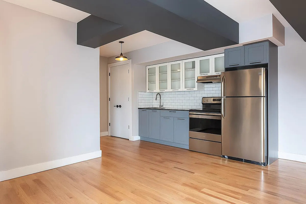 186 Lenox Road - Photo 2
