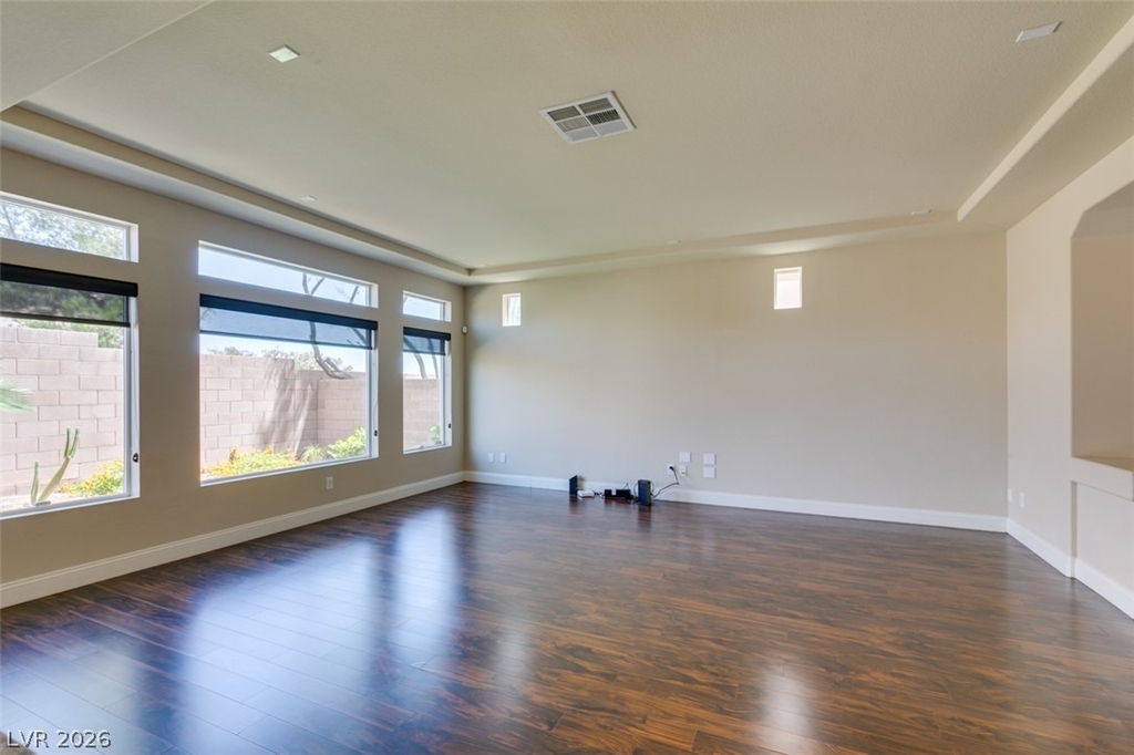 6038 Belvedere Canyon Avenue - Photo 32