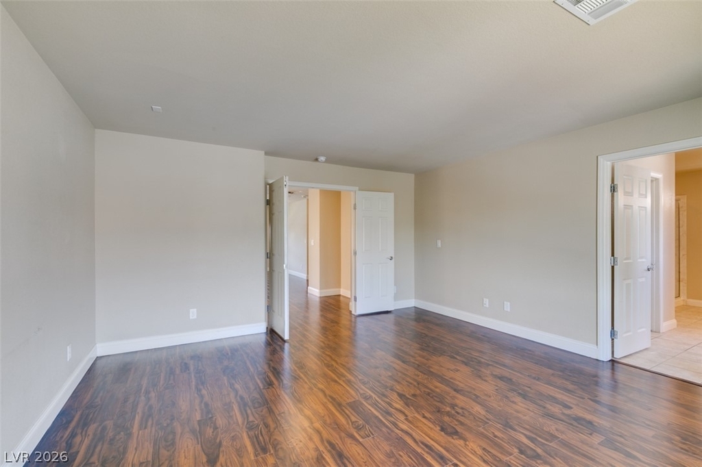 6038 Belvedere Canyon Avenue - Photo 17