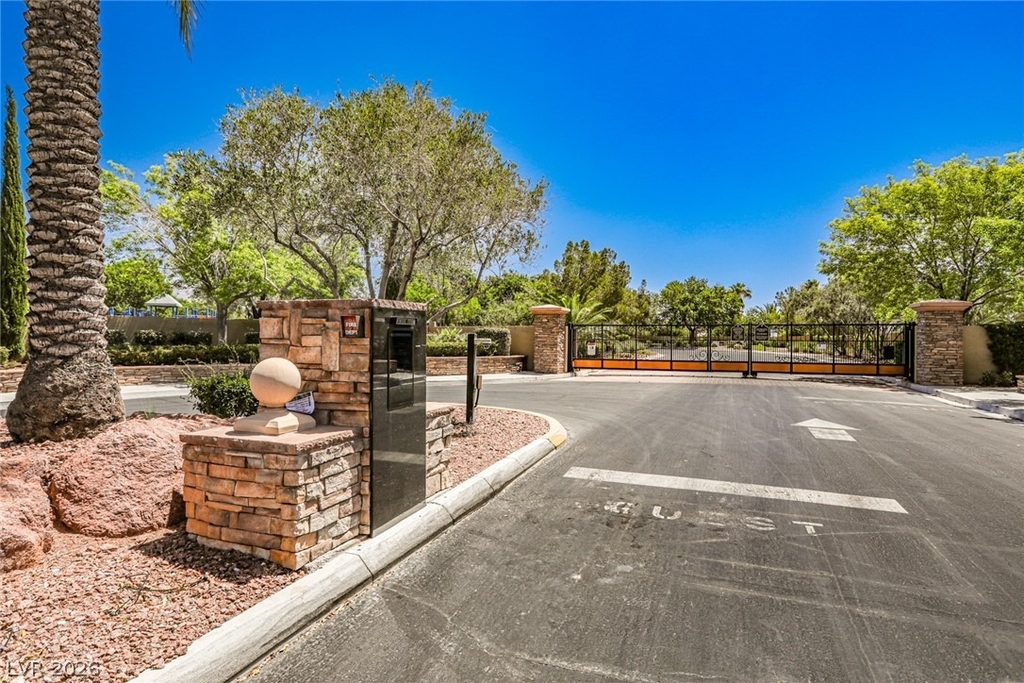 7109 Via Campanile Avenue - Photo 2