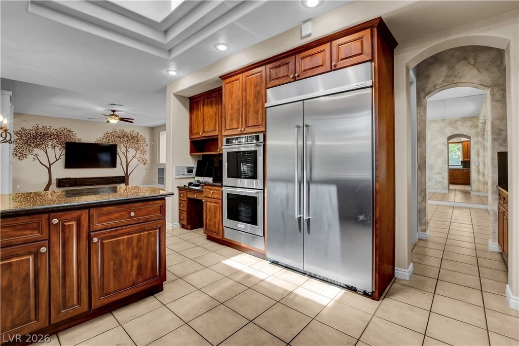 9101 Crystal Lake Court - Photo 17